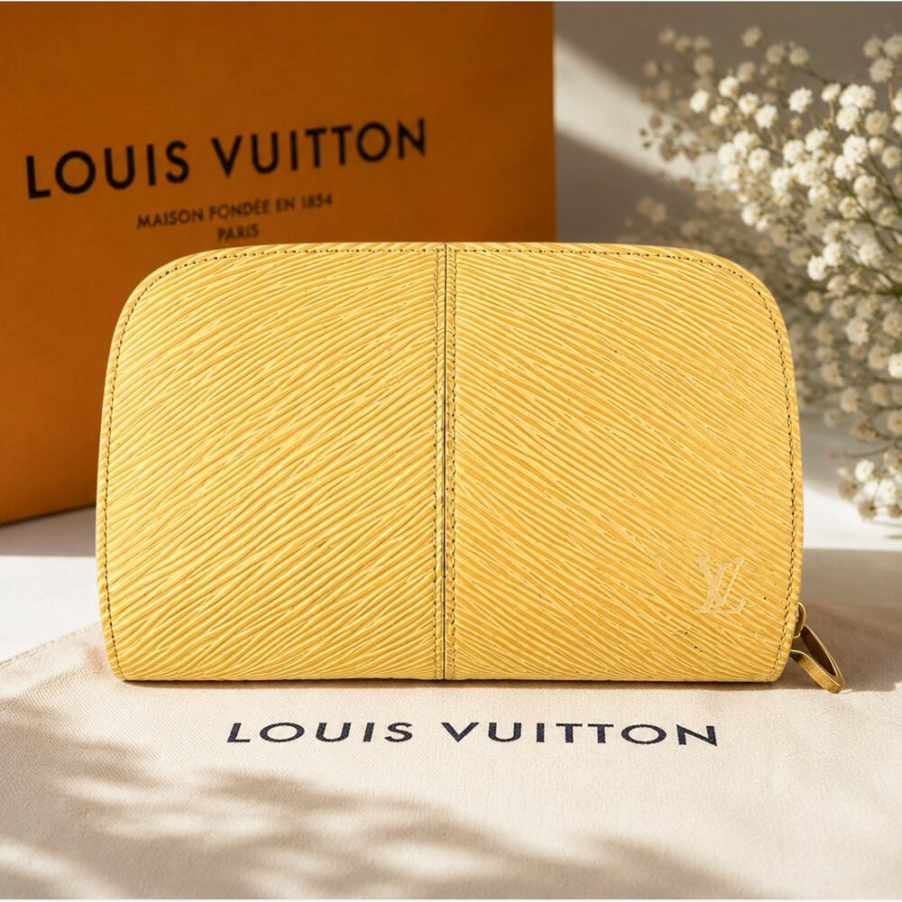 Vintage Y2K Louis Vuitton Epi Leather Zip Wallet Jaune France Date Stamp 2001